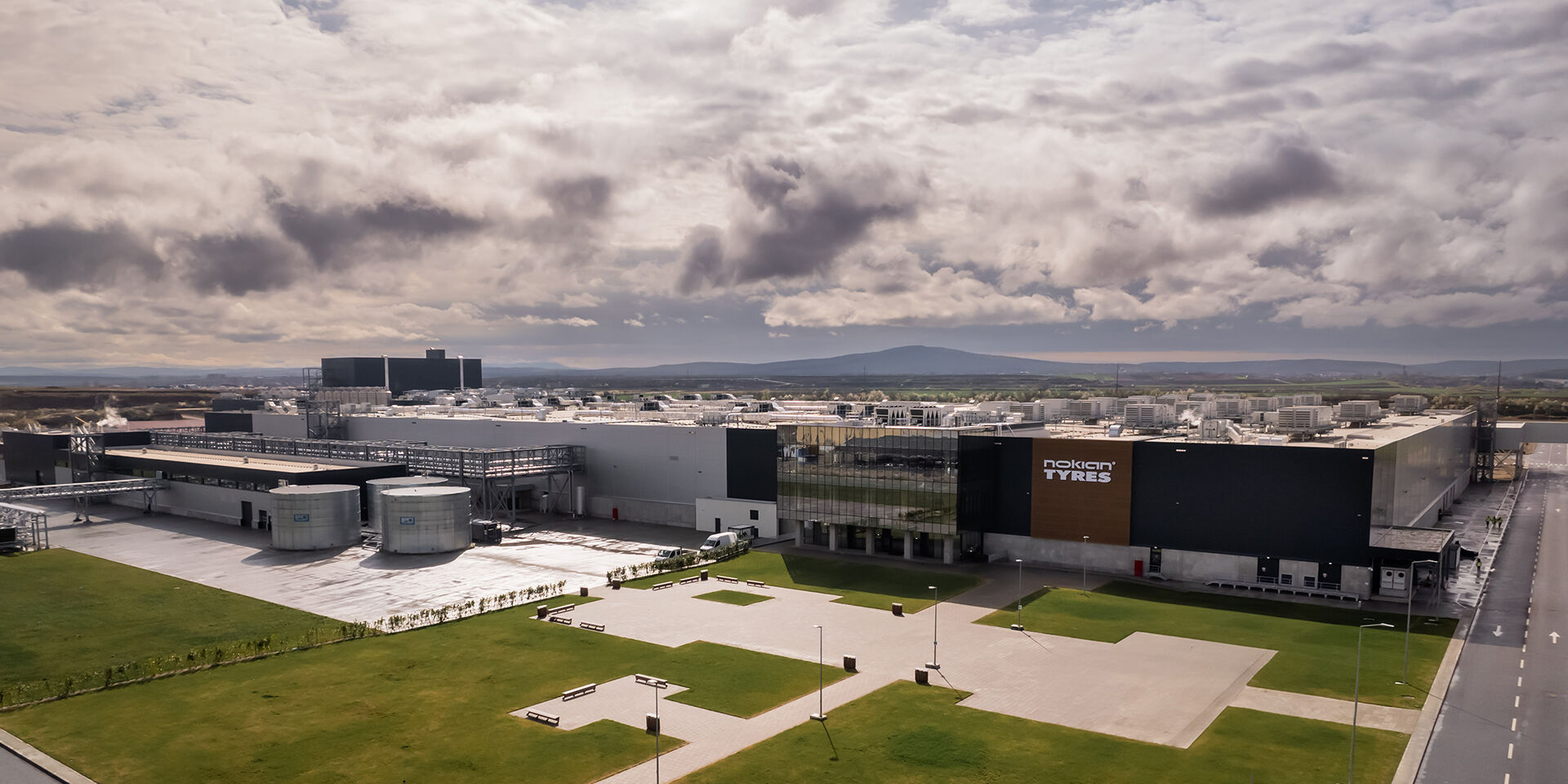Nokian Tyres flags