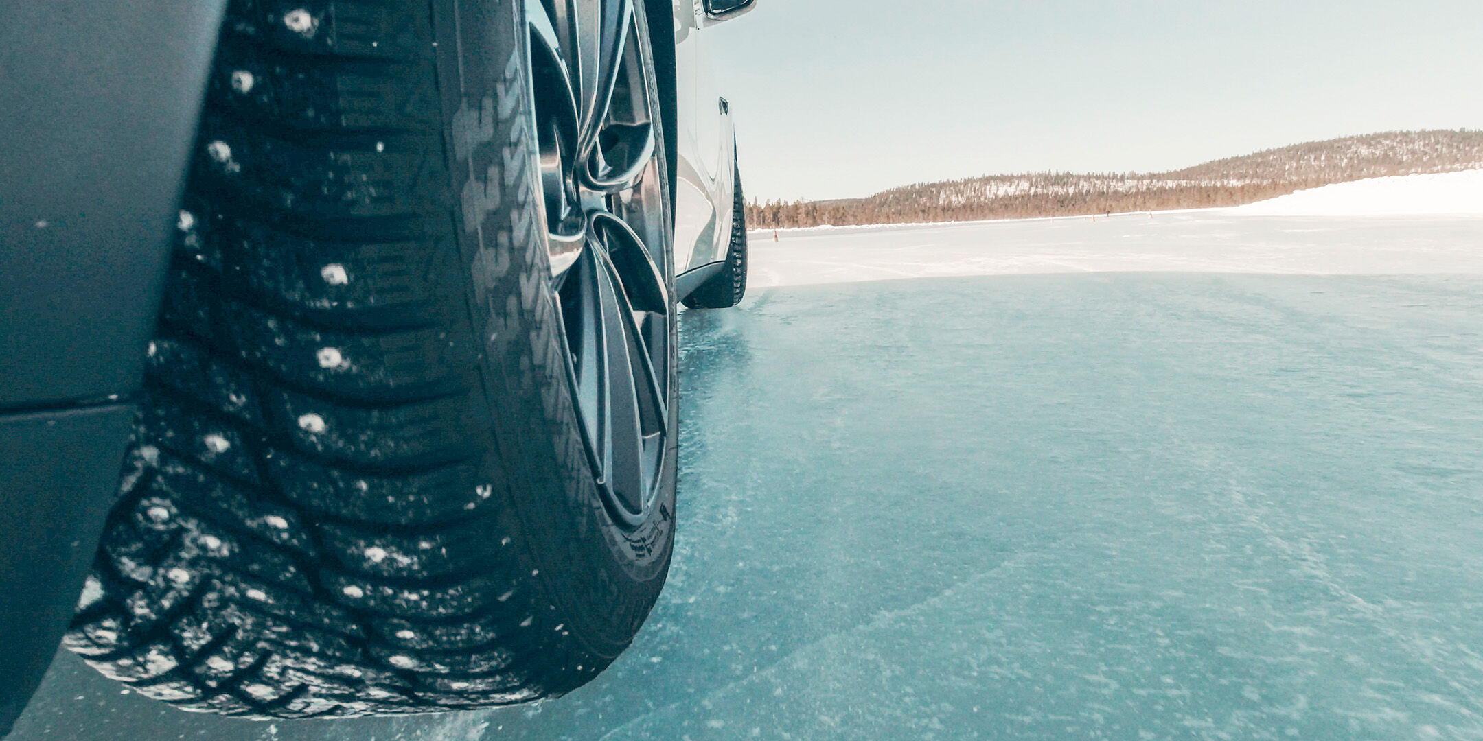 Tire driving on ice