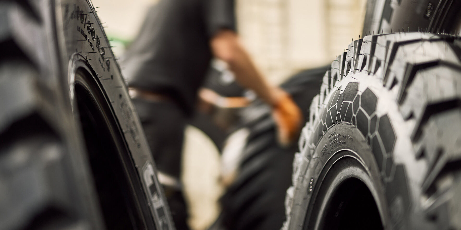 tires and Nokian Tyres worker