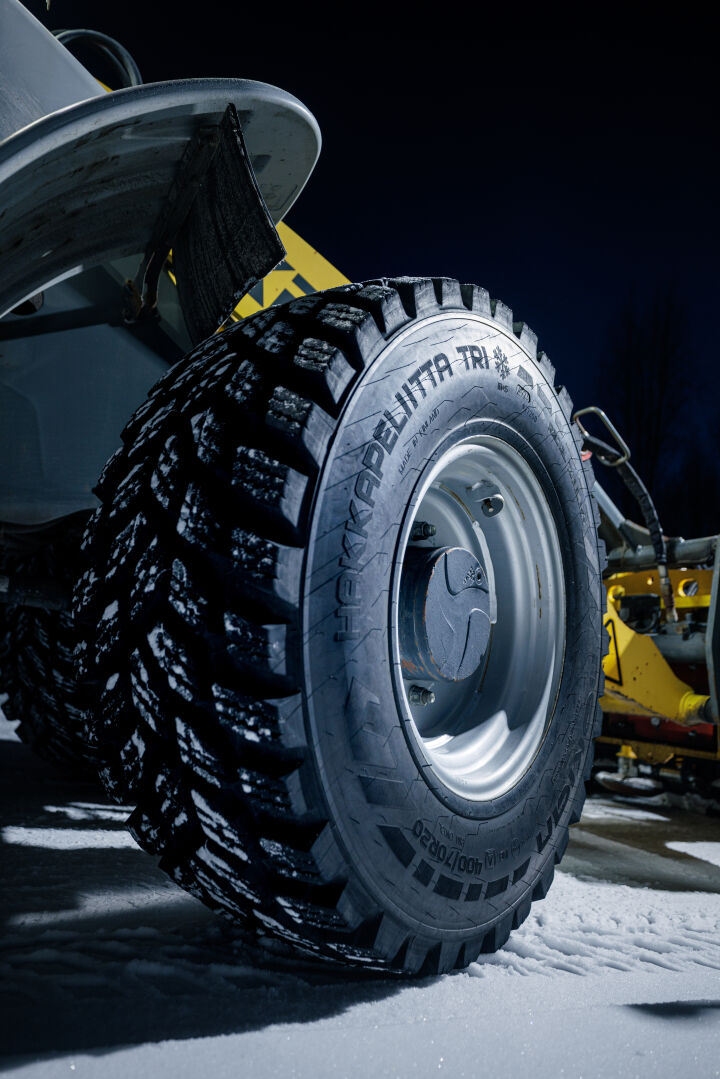 Nokian Tyres Hakkapeliitta TRI -rengas.