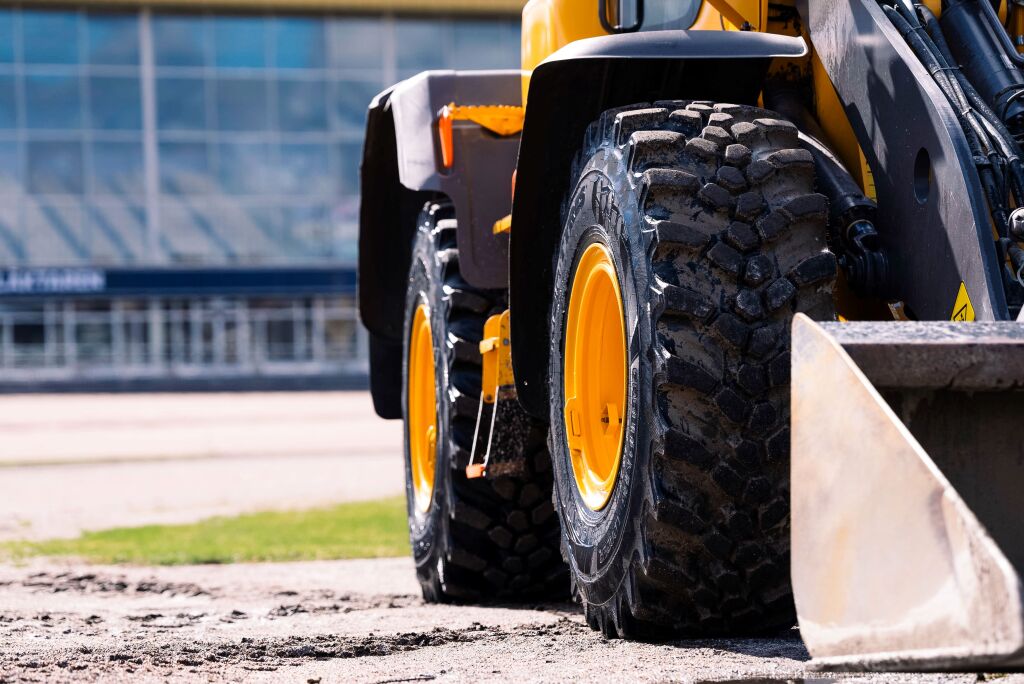 Excellente adhérence tout-terrain : le Nokian Tyres Ground King Loader 