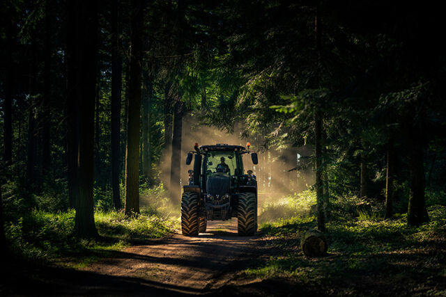 À vos côtés, sur tous les terrains – Nokian Tyres présente sa gamme de pneus agricoles et de produits connexes au salon SIMA 2022