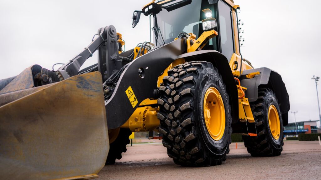 Efficiency, comfort and diverse needs – Wheel loader tires face increasing demands