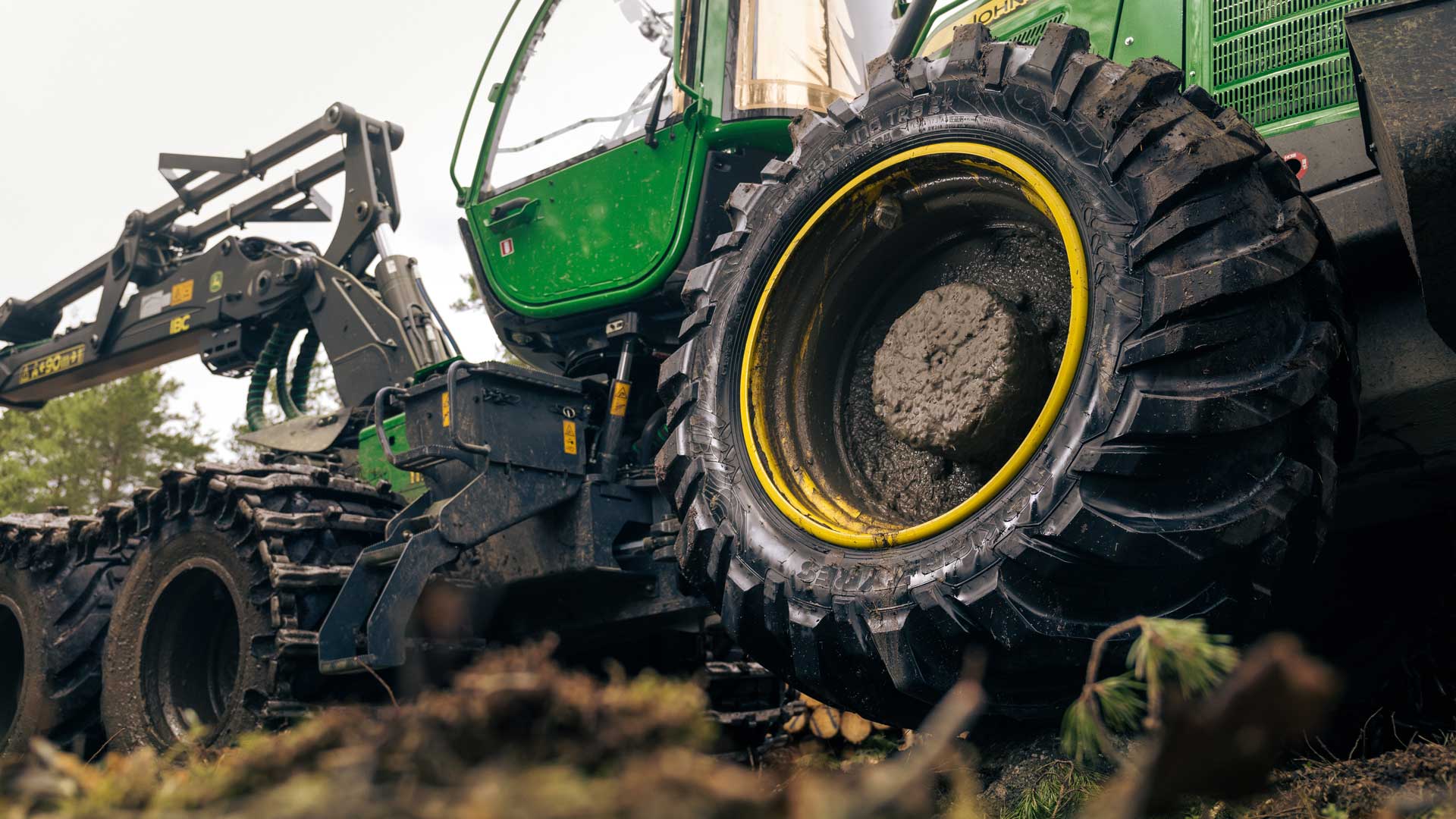 Nokian Tyres Forest King TRS 2+ / Nokian Tyres