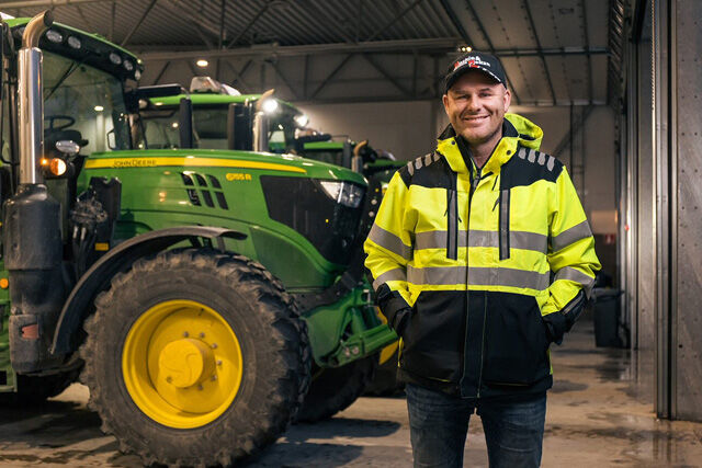 När ett standarddäck inte räcker till – Nokian Tyres Ground King hybriddäck för traktorer möjliggör effektivare arbete under hela säsongen i Norden 